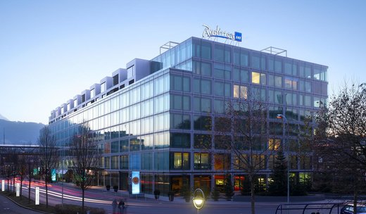 Neubau Hotel Lakefront Center